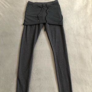 Lululemon yoga pant.